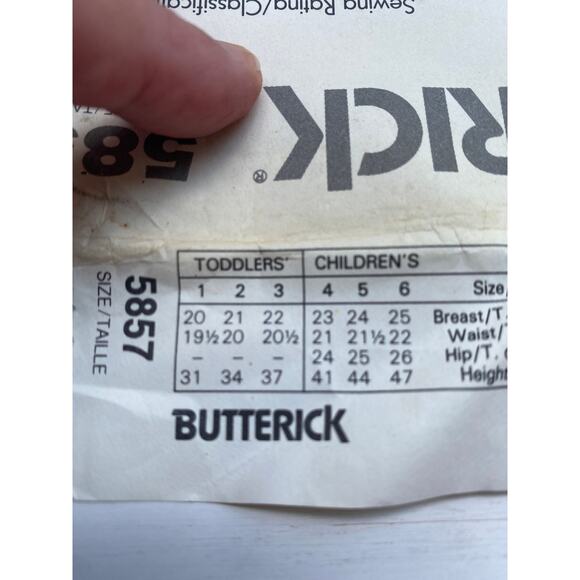 BUTTERICK #5857 Childs Pajamas Karate Robe & Belt Sewing Pattern 4-5-6 UC FF - Picture 4 of 4